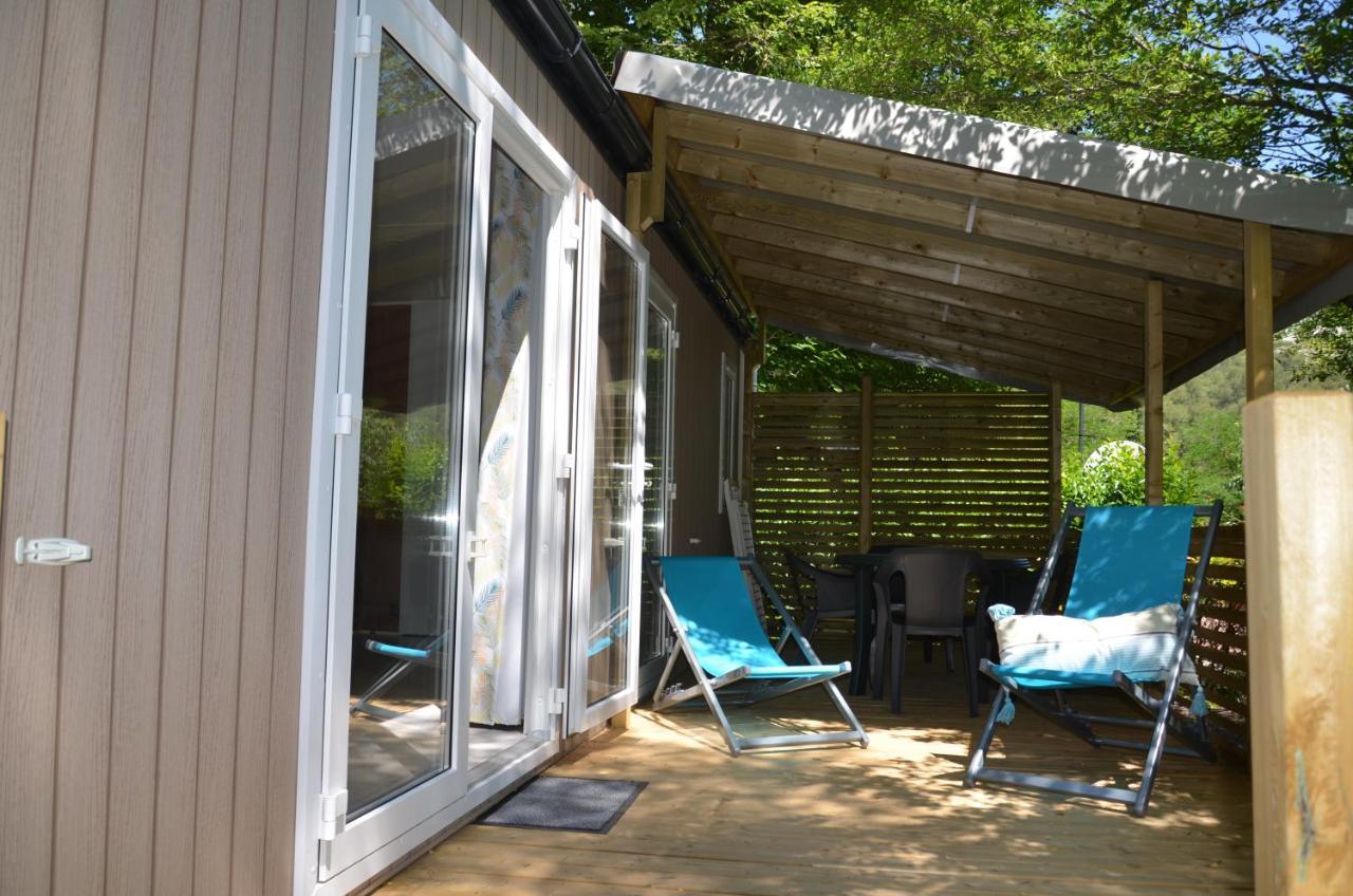 Domaine Les Chenes Blancs Hotel Saint-Saturnin-d'Apt Buitenkant foto