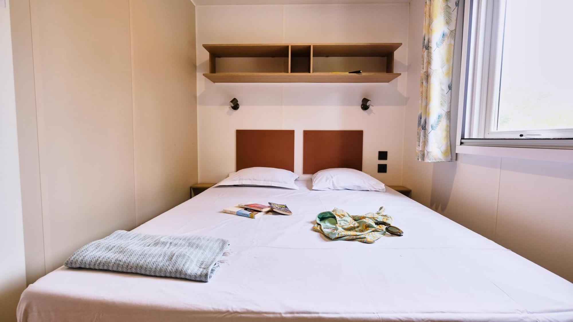 Domaine Les Chenes Blancs Hotel Saint-Saturnin-d'Apt Buitenkant foto
